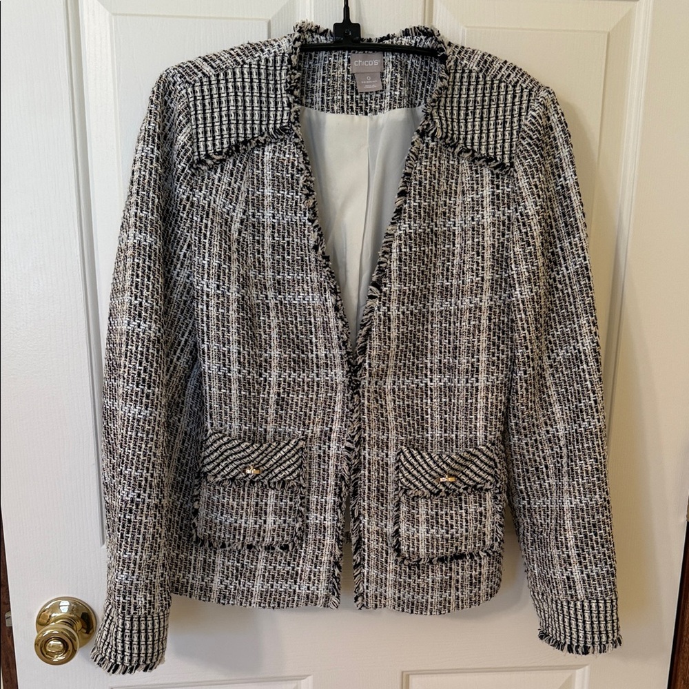 Chico's Monochrome Textured Blazer